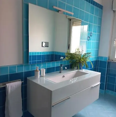 A Un Passo Da... * Elmas